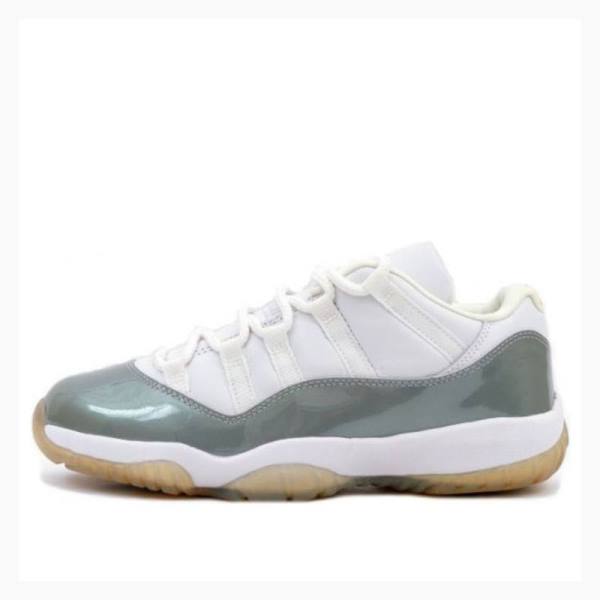 Air Jordan 11 Nike Retro Low Metallic 2001 Baskets Femme Blanche Argent | JD-367GU